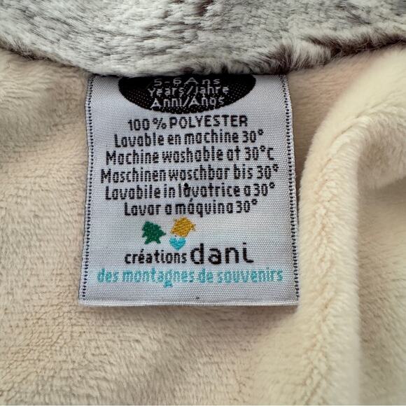 Dani Créations Kids’ Marmot Plush Sleeveless Vest 
Soft Size 5/6 - Picture 8 of 8